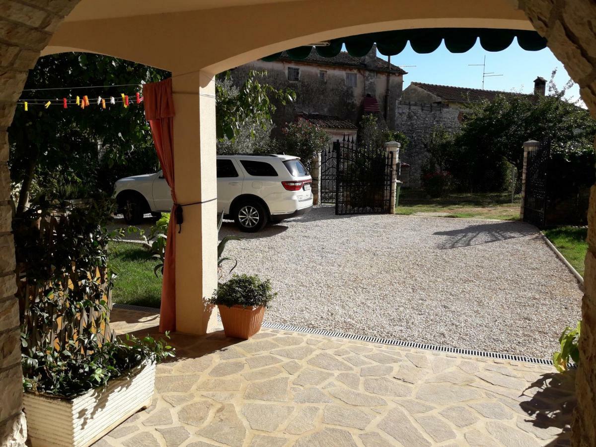 Villa Kortina Bašanija Exterior foto